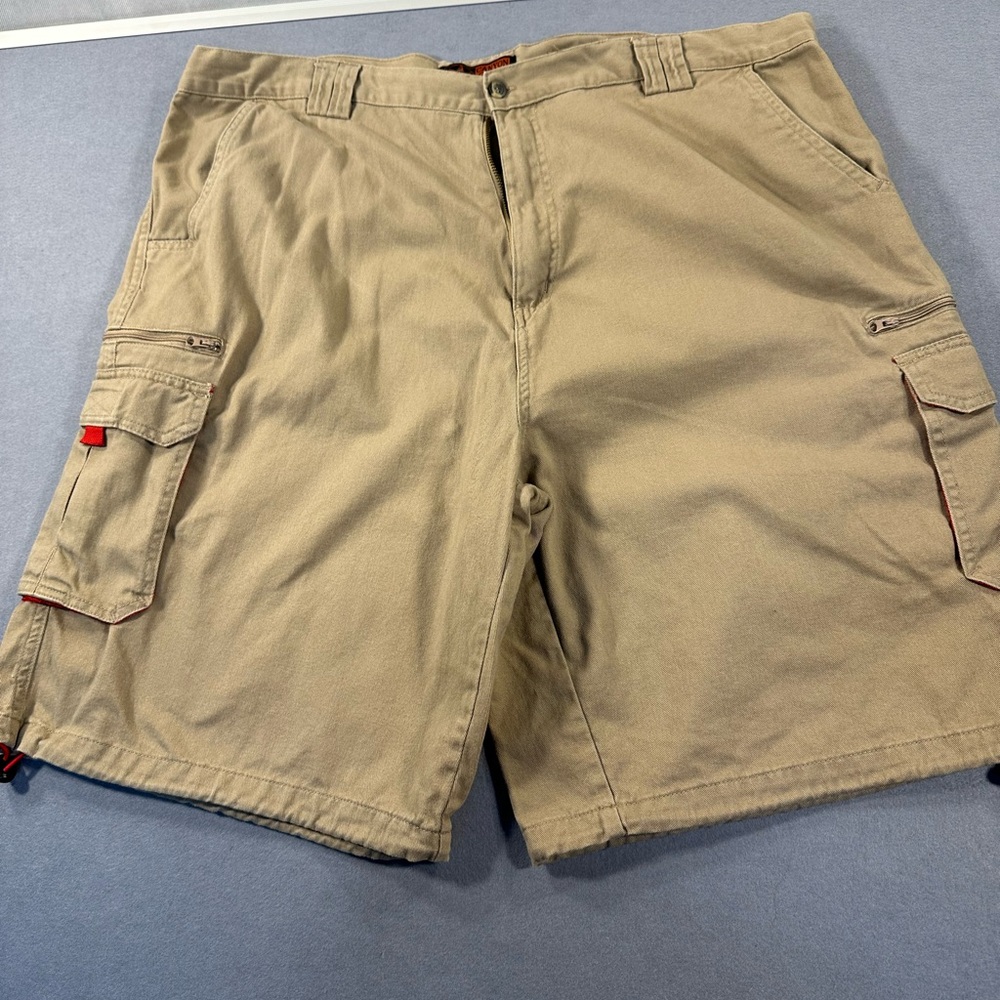 Canyon Guide Men's Classic Tan Cargo Shorts Size 42